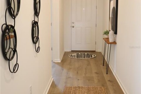 Villa ou maison à vendre à Okahumpka, Floride: 4 chambres, 150.97 m2 № 2094467 - photo 2