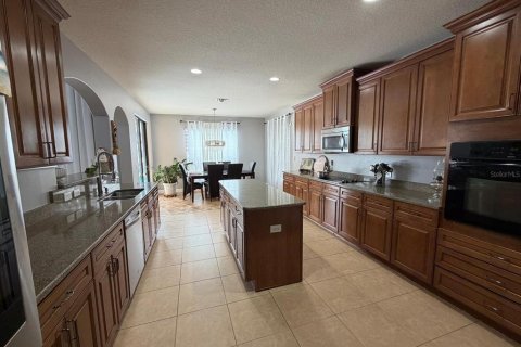 Купить виллу или дом в Мерритт-Айленд, Флорида 4 комнаты, 374.95м2, № 2405271 - фото 23