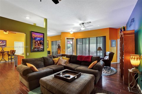 Casa en venta en Boynton Beach, Florida, 3 dormitorios, 157.28 m2 № 1850872 - foto 7
