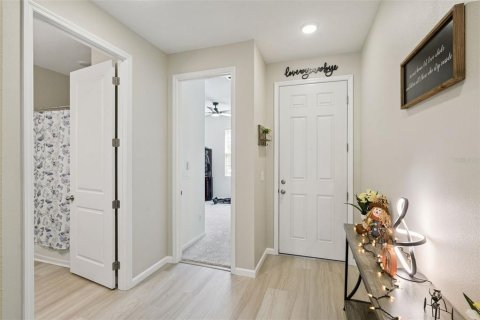 Villa ou maison à vendre à Okahumpka, Floride: 4 chambres, 212.84 m2 № 2398358 - photo 7