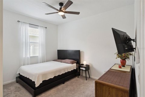 Villa ou maison à vendre à Okahumpka, Floride: 4 chambres, 212.84 m2 № 2398358 - photo 25