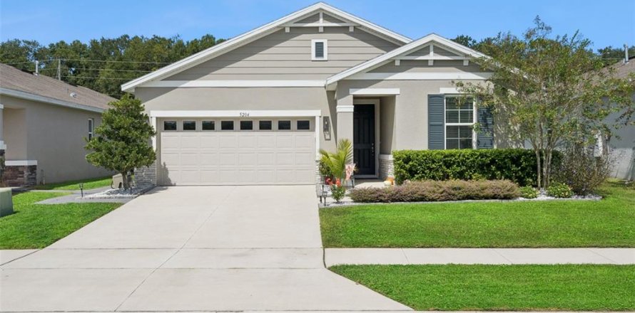 Villa ou maison à Okahumpka, Floride 4 chambres, 212.84 m2 № 2398358