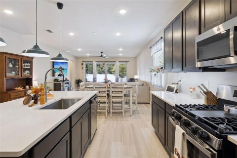 Villa ou maison à vendre à Okahumpka, Floride: 4 chambres, 212.84 m2 № 2398358 - photo 17
