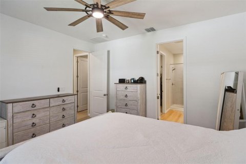 Villa ou maison à vendre à Okahumpka, Floride: 4 chambres, 212.84 m2 № 2398358 - photo 24