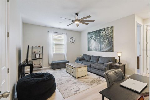 Villa ou maison à vendre à Okahumpka, Floride: 4 chambres, 212.84 m2 № 2398358 - photo 10