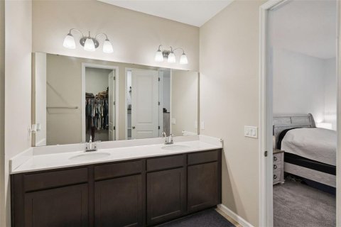 Villa ou maison à vendre à Okahumpka, Floride: 4 chambres, 212.84 m2 № 2398358 - photo 28