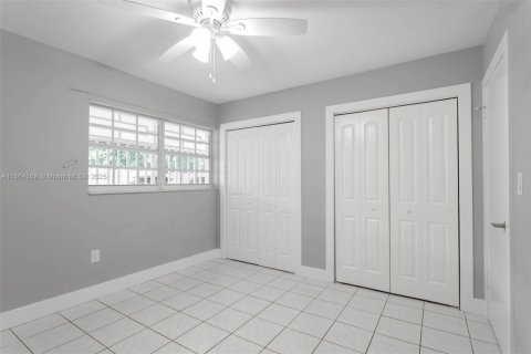 Propiedad comercial en venta en Miami, Florida, 185.06 m2 № 1896737 - foto 11