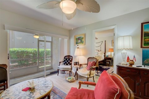 Copropriété à vendre à New Port Richey, Floride: 2 chambres, 77.57 m2 № 1567047 - photo 11