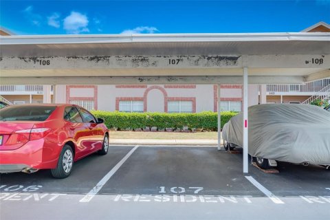 Copropriété à vendre à New Port Richey, Floride: 2 chambres, 77.57 m2 № 1567047 - photo 23