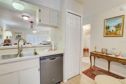 Copropriété à vendre à New Port Richey, Floride: 2 chambres, 77.57 m2 № 1567047 - photo 4