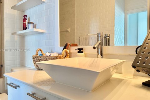 Copropriété à louer à Miami, Floride: 3 chambres, 96.71 m2 № 2154314 - photo 25
