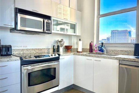 Copropriété à louer à Miami, Floride: 3 chambres, 96.71 m2 № 2154314 - photo 29