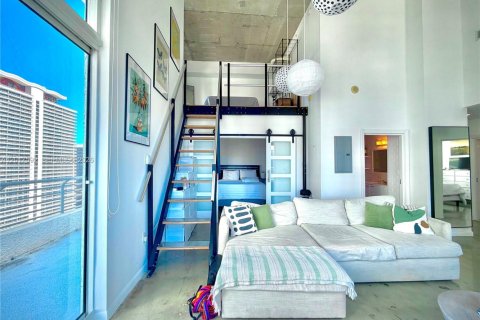 Copropriété à louer à Miami, Floride: 3 chambres, 96.71 m2 № 2154314 - photo 19