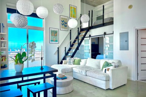 Copropriété à louer à Miami, Floride: 3 chambres, 96.71 m2 № 2154314 - photo 2