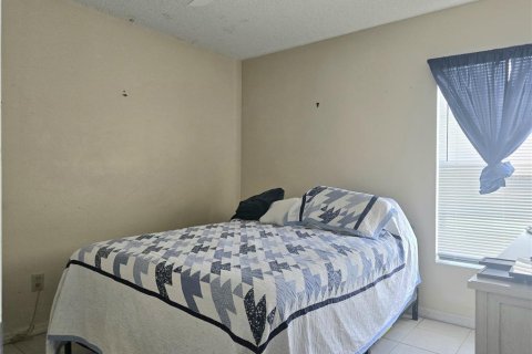 Casa en venta en Kissimmee, Florida, 3 dormitorios, 166.3 m2 № 2386336 - foto 24