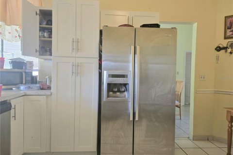 Casa en venta en Kissimmee, Florida, 3 dormitorios, 166.3 m2 № 2386336 - foto 15