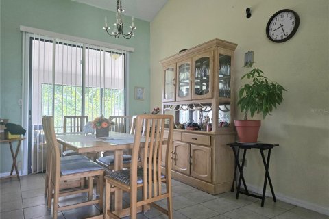 Casa en venta en Kissimmee, Florida, 3 dormitorios, 166.3 m2 № 2386336 - foto 10