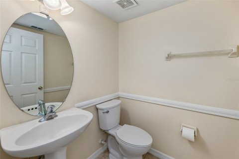 Townhouse in Casselberry, Florida 2 bedrooms, 116.31 sq.m. № 2376739 - photo 9