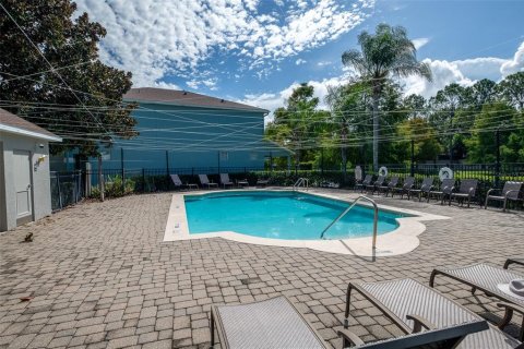 Townhouse in Casselberry, Florida 2 bedrooms, 116.31 sq.m. № 2376739 - photo 17