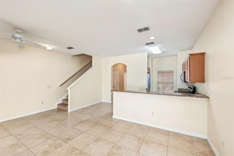 Townhouse in Casselberry, Florida 2 bedrooms, 116.31 sq.m. № 2376739 - photo 6