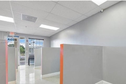 Commercial property in Margate, Florida № 1978491 - photo 7