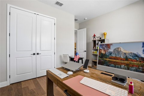 Casa en venta en Orlando, Florida, 5 dormitorios, 284.28 m2 № 2223601 - foto 12