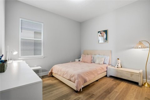 Casa en venta en Orlando, Florida, 5 dormitorios, 284.28 m2 № 2223601 - foto 8