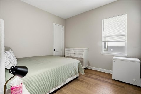 Casa en venta en Orlando, Florida, 5 dormitorios, 284.28 m2 № 2223601 - foto 14