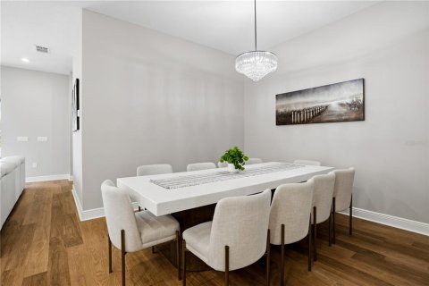 Casa en venta en Orlando, Florida, 5 dormitorios, 284.28 m2 № 2223601 - foto 16