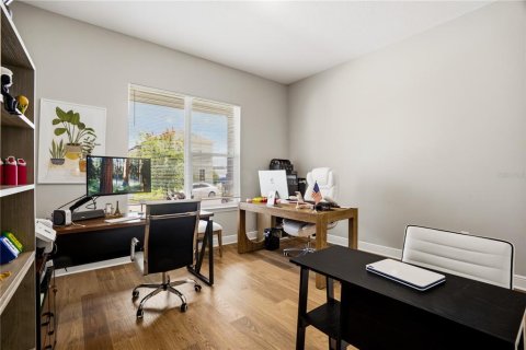 Casa en venta en Orlando, Florida, 5 dormitorios, 284.28 m2 № 2223601 - foto 11