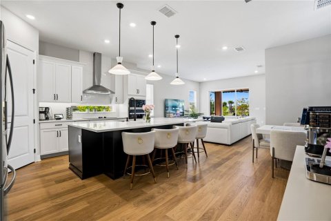 Casa en venta en Orlando, Florida, 5 dormitorios, 284.28 m2 № 2223601 - foto 5