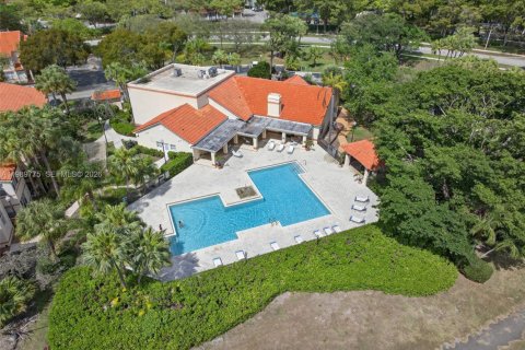 Кондоминиум с 1 спальней в Маргит, Флорида № 2051822