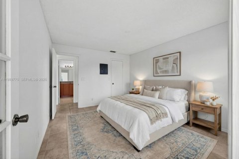 Купить кондоминиум в Маргит, Флорида 1 спальня, 66.15м2, № 2051822 - фото 9