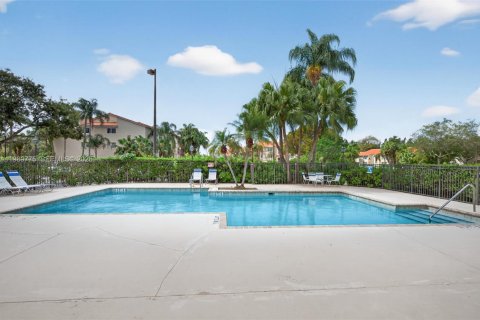 Купить кондоминиум в Маргит, Флорида 1 спальня, 66.15м2, № 2051822 - фото 14