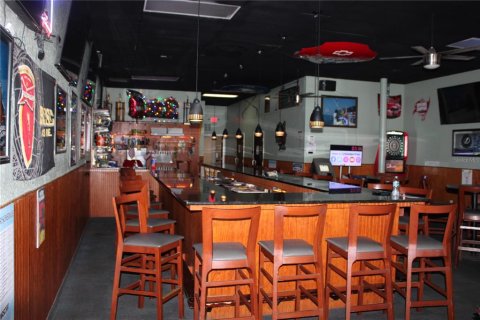 Commercial property in Port Richey, Florida 169.08 sq.m. № 2207022 - photo 3