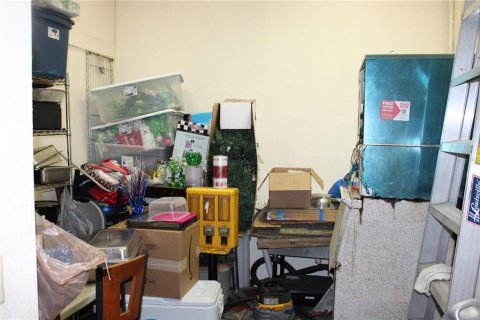 Commercial property in Port Richey, Florida 169.08 sq.m. № 2207022 - photo 18