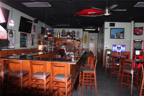 Commercial property in Port Richey, Florida 169.08 sq.m. № 2207022 - photo 2