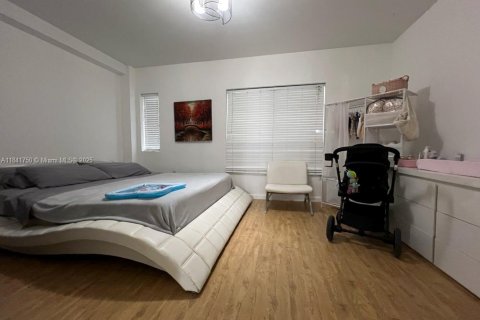 Copropriété à louer à Miami Beach, Floride: 1 chambre, 70.61 m2 № 1958665 - photo 3