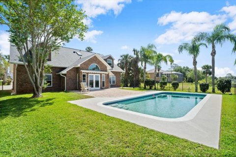 House in Daytona Beach, Florida 3 bedrooms, 300.07 sq.m. № 2092334 - photo 4