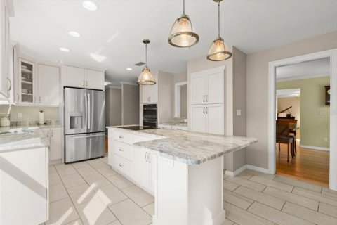 House in Daytona Beach, Florida 3 bedrooms, 300.07 sq.m. № 2092334 - photo 13
