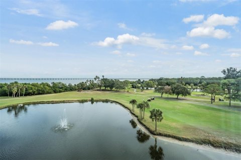 Condo in Clearwater, Florida, 2 bedrooms № 2125535
