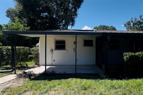 House in Seminole, Florida 3 bedrooms, 101.91 sq.m. № 2377924 - photo 19
