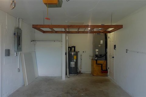 House in Seminole, Florida 3 bedrooms, 101.91 sq.m. № 2377924 - photo 21