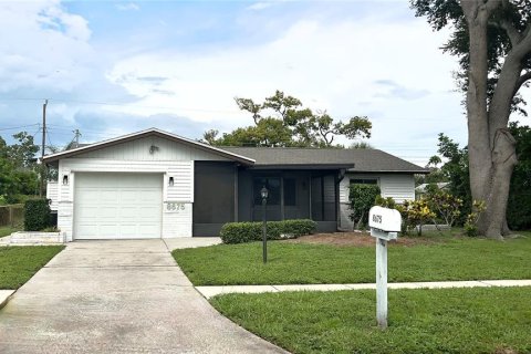 House in Seminole, Florida 3 bedrooms, 101.91 sq.m. № 2377924 - photo 22
