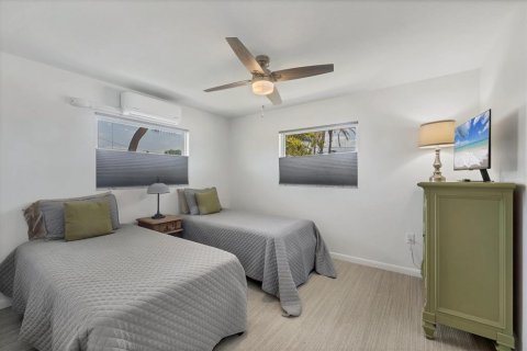 House in Nokomis, Florida 2 bedrooms, 140.19 sq.m. № 1609189 - photo 19