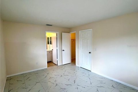 Villa ou maison à vendre à Deltona, Floride: 3 chambres, 134.34 m2 № 2098083 - photo 19
