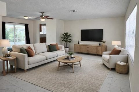 Villa ou maison à vendre à Deltona, Floride: 3 chambres, 134.34 m2 № 2098083 - photo 3