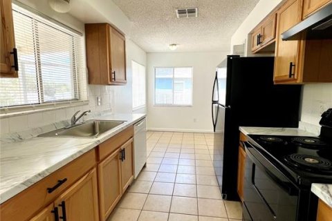 Villa ou maison à vendre à Deltona, Floride: 3 chambres, 134.34 m2 № 2098083 - photo 8