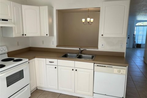 Adosado en venta en Kissimmee, Florida, 3 dormitorios, 113.15 m2 № 2213994 - foto 23