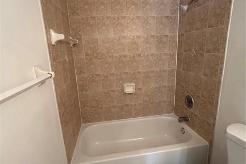 Adosado en venta en Kissimmee, Florida, 3 dormitorios, 113.15 m2 № 2213994 - foto 19